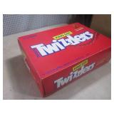 (C-2) 15 King Size Packages of Stra...