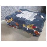 (A-1) 2 New Throw Blankets...