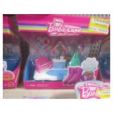 (EW5) Assorted Mini Barbie Land...