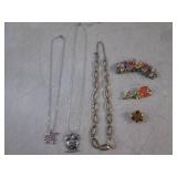 (CNTR) 3 Necklaces 3 Brooches...