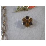 (CNTR) 3 Necklaces 3 Brooches...