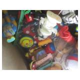 (BR1) Box Full of Small Toy Figures...