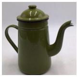Vintage Green Enamel Coffee Pot – Solid Color Graniteware with Domed Lid