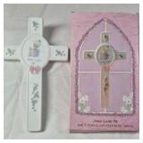 Precious Moments Porcelain Cross and Plate – Jesus Loves Me