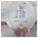 Precious Moments Porcelain Cross and Plate – Jesus Loves Me