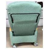Bariatric Healthcare Patient Recliner and Stryker Tru-Fit Overbed Table with Slide-Out Vanity Compartment & Mirror - Great Condition!