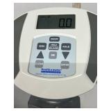 Health-O-Meter Professional Pelstar 597KL Patient Weighing Scale - Supports up to 660 lbs. Weight, Accommodates a Wide Range of Patients, Eye-Level LCD Display - Great Condition!