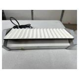 MSRP $450 – Barnstead Thermolyne Speci-Mix M26125 Laboratory Rocker Mixer, Gentle Platform Mixing for Lab Samples Tubes Vials Reagents, 120V Benchtop Lab Equipment