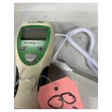 Welch Allyn 690 SureTemp Plus Oral Thermometer - Fast 4-6 Second Oral Temperature Result Delivery, Easy-To-Read LCD Display, Includes Button for Recalling Last Temperature Reading - Great Condition!