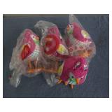 Lot of 4 decorative Spring birds...