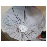 Full / Queen 3 piece comforter set...