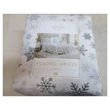 Lenox 6 Piece flannel sheet set...