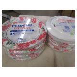 8 18 Count Dixie ultra plates...