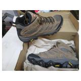 Merrell 9.5 boots...