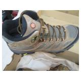 Merrell 9.5 boots...