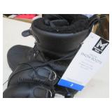 Youth 2 Snow boots...