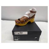 MM. Size 7.5 Coach Astor Semi Matte Calf Saddle