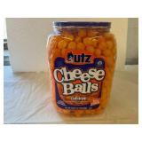 SSS. 2x 23oz Utz Cheddar Cheese Balls