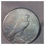 1922 S Peace Dollar $1 VF w/light toning