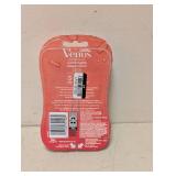 NEW GILLETTE VENUS WHITE TEA RAZORS 2PK