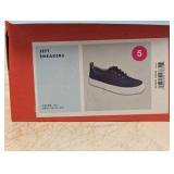 NEW CAT & JACK JETT KIDS SNEAKERS SIZE 5 BLUE
