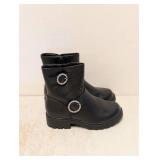 NEW ART CLASS KIDS PERRY BOOTS SIZE 2 BLACK