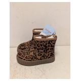 NEW CAT & JACK KIDS BROWN/ARLO BOOTS SIZE 5