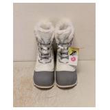 KIDS BOOTS SIZE 4 CREAM SKYLAR