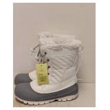 KIDS BOOTS SIZE 4 CREAM SKYLAR