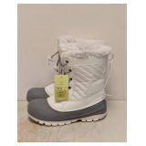 KIDS BOOTS SIZE 4 CREAM SKYLAR