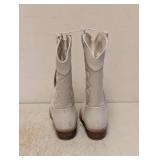 NEW CAT & JACK KIDS BOOTS SIZE 13 CREAM