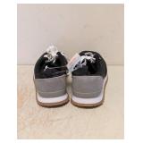 NEW CAT & JACK KIDS SHOES SIZE 4 BLACK