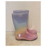 CAT & JACK KIDS BOOTS SIZE 4 MULTICOLOR