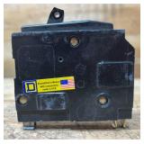 Circuit Breaker, 15A, 1P, 10Ka, 120Vac lot of 30