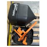 Buyers Products SaltDogg, Truck Tailgate Mounted Rock Salt Spreader w/ Lid Msrp $1,200