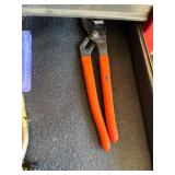 Green-Handle Screwdrivers Set with Adjustable Wrench & Orange Pliers