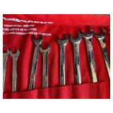 Crescent Metric Combination Wrench Set 7-21mm in Red Roll