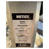 AMT013 Aluminum Ladder - 3-5 ft Step / 7-11 ft Extension, 300 lb Type 1A