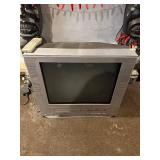 Memorex 20-Inch CRT TV With Built-In VHS & DVD Player, Remote