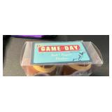 Minnesota Vikings NFL Team Apparel Jacket 2XL Black with Purple Accents & Vikings Salt & Pepper Shakers