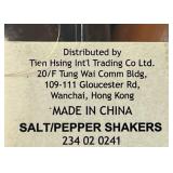 Minnesota Vikings NFL Team Apparel Jacket 2XL Black with Purple Accents & Vikings Salt & Pepper Shakers