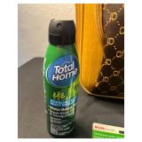 American Flyer Suitcase - Vintage Yellow Pattern with Front Pocket w Travel Accessories quantities unverified