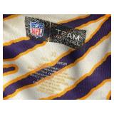 Zubaz NFL Vikings Jacket - Minnesota Vikings Purple Tiger Stripe - Licensed