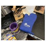 Cuisinart 12-Cup Programmable Coffee Maker, Black & Decker Toaster, Knife Block & Utensil Holder