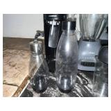 SodaStream Soda Maker & Oster Blender with Glass Bottles - Kitchen Appliances