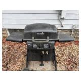 Char-Broil Classic Gas Grill with Side Shelves