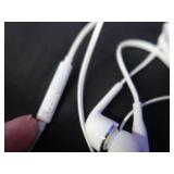 EAR BUDS / EAR PHONES SOME NEW