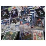 COLLECTIBLE CARDS
