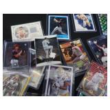COLLECTIBLE CARDS
