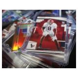 COLLECTIBLE CARDS  BIG NAMES NOTED